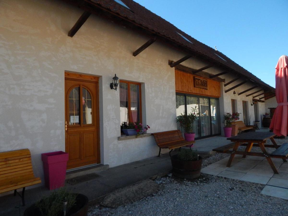 Gite Chez Marcel Et Bea La Chapelle-Saint-Sauveur  Екстер'єр фото