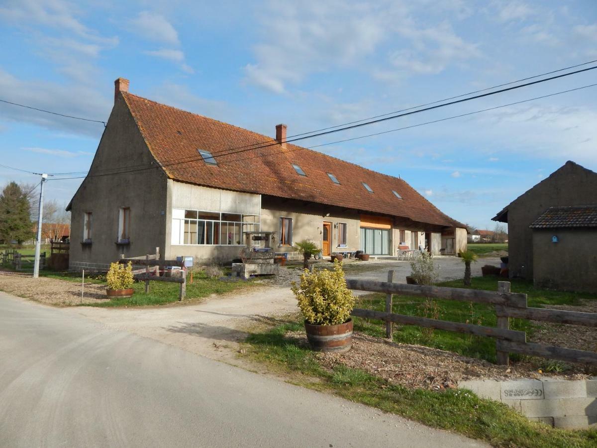 Gite Chez Marcel Et Bea La Chapelle-Saint-Sauveur  Екстер'єр фото